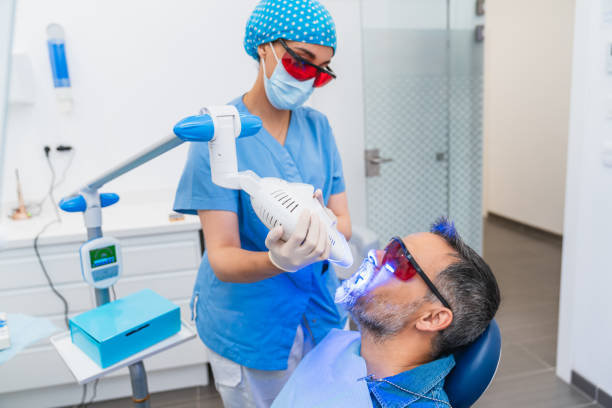 Best Emergency Tooth Extraction in Wallingford Center, CT